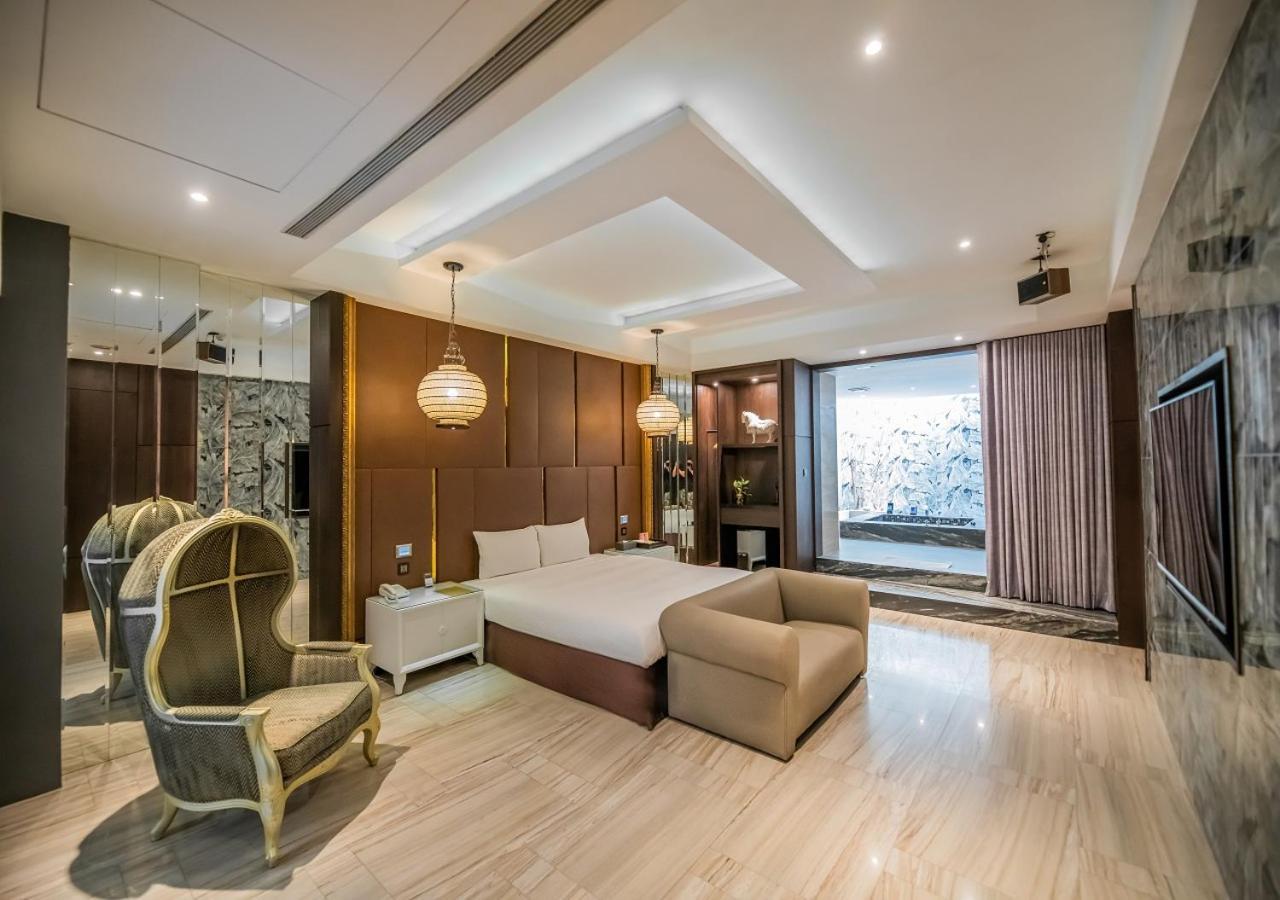 Feng Cai Motel Yuanlin Bagian luar foto