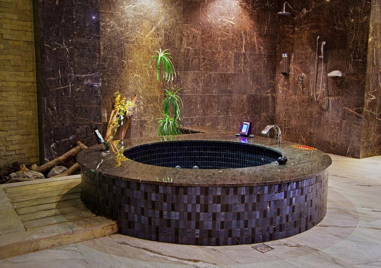 Feng Cai Motel Yuanlin Bagian luar foto