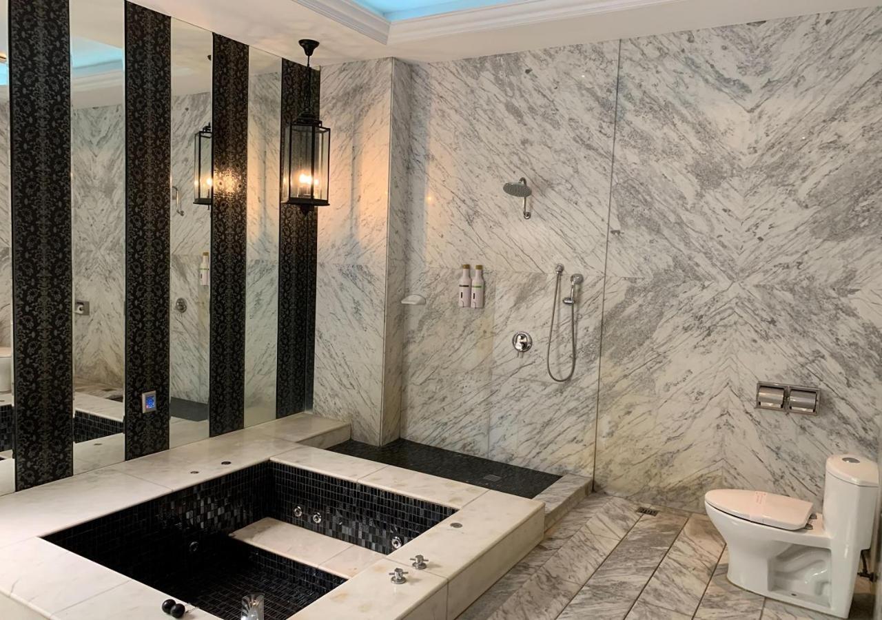 Feng Cai Motel Yuanlin Bagian luar foto