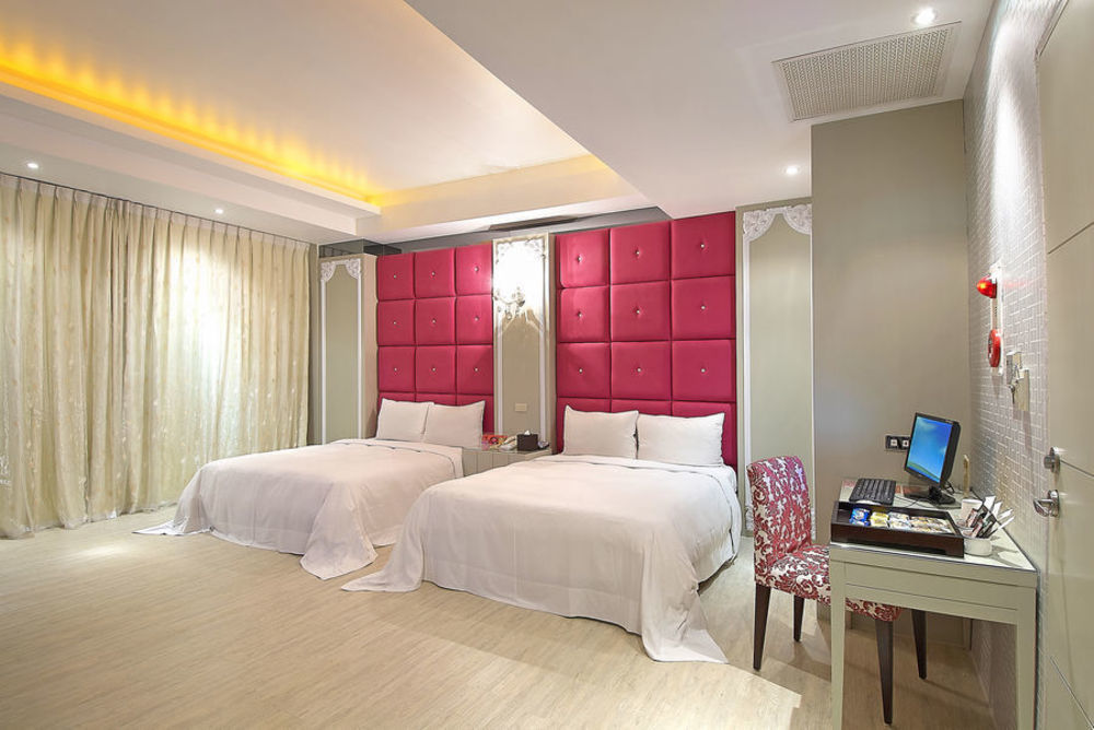 Feng Cai Motel Yuanlin Bagian luar foto