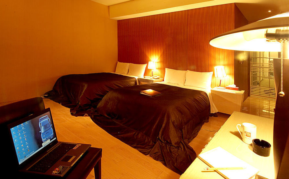 Feng Cai Motel Yuanlin Bagian luar foto